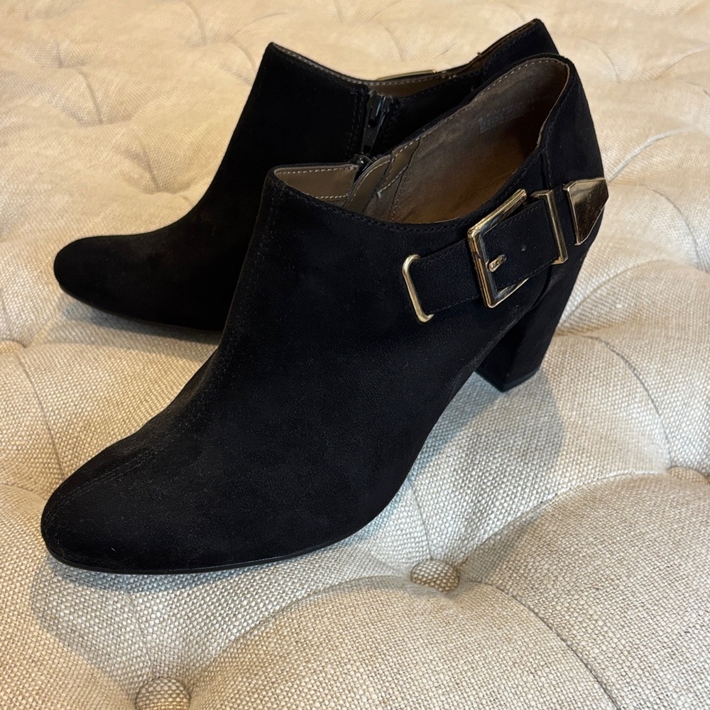AEROSOLES Black Ankle Booties with Gold Buckle